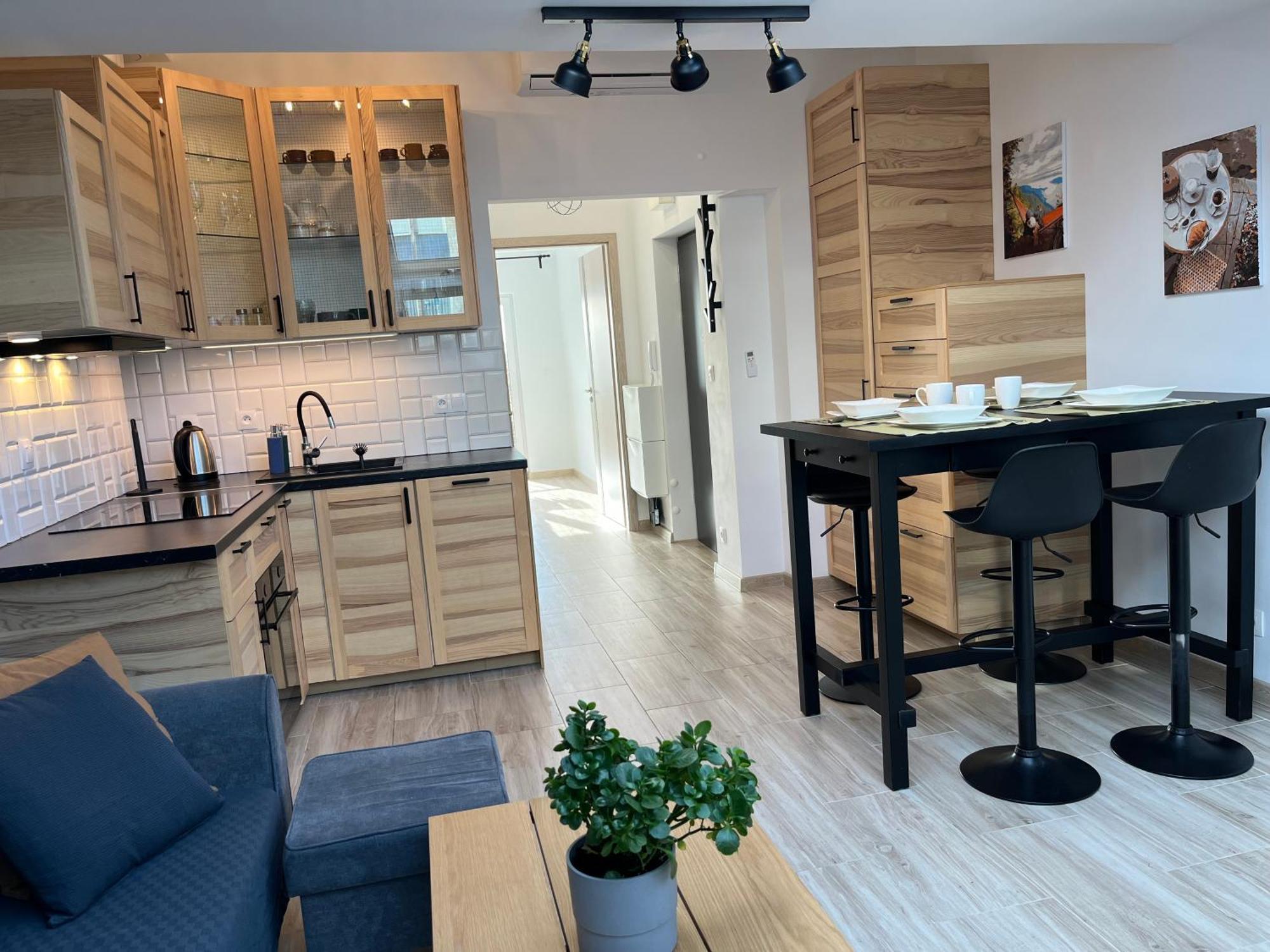 Feelhome Apartment With Kitchen Krakow Bagian luar foto