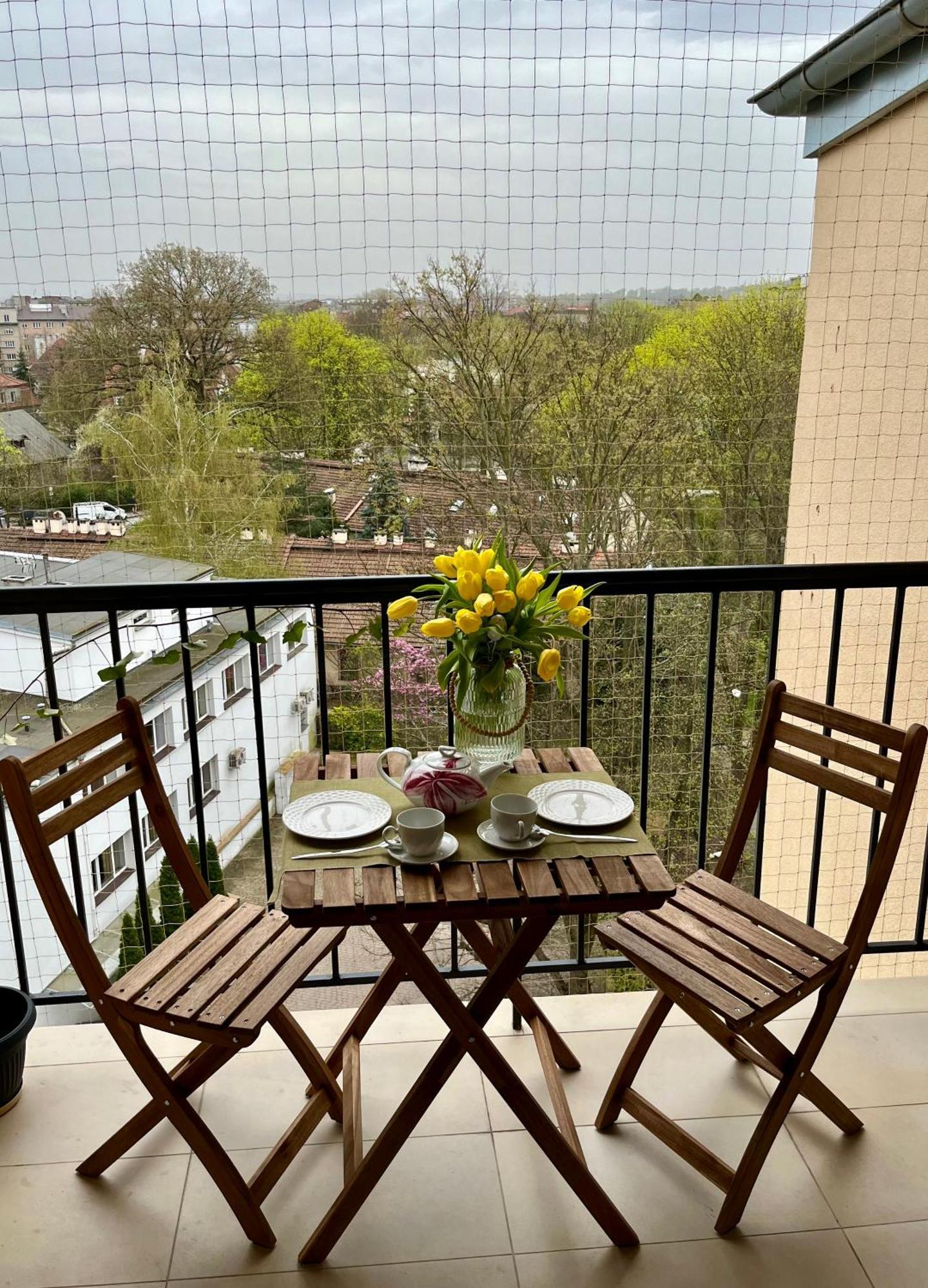 Feelhome Apartment With Kitchen Krakow Bagian luar foto